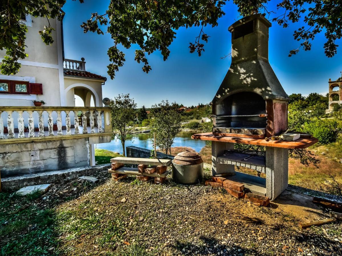 Lovely Apartment In Kru Evo With Barbecue Kruševo Exteriér fotografie